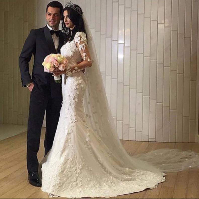 الممثل التركي مراد يلدريم و إيمان الباني