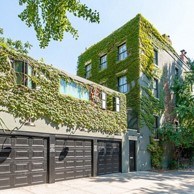 المنزل من الخارج