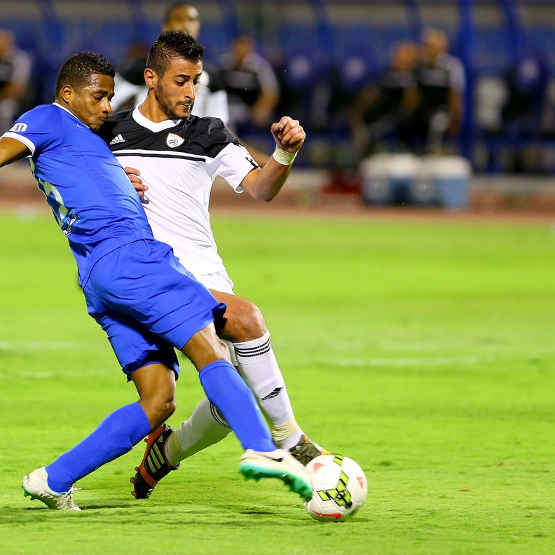 الهلال في الصدارة