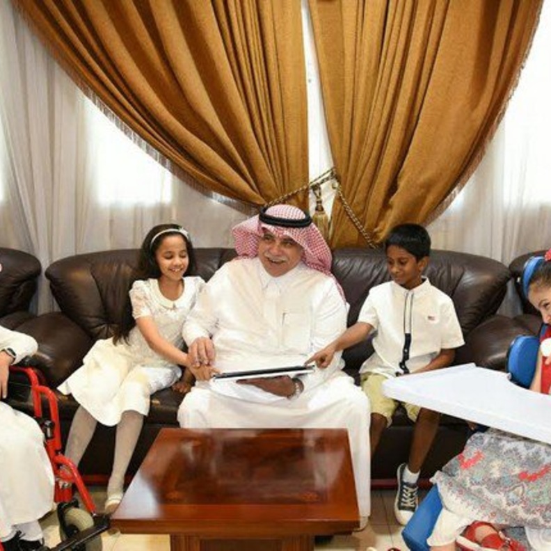 الوزير يدشن حساب تويتر