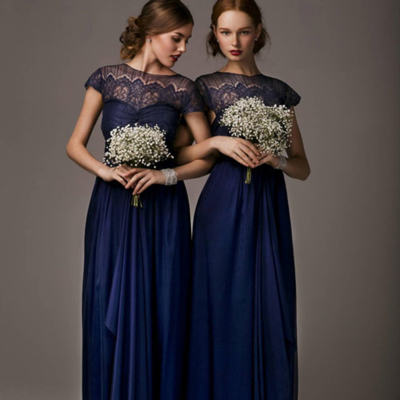 صورة للوصيفات