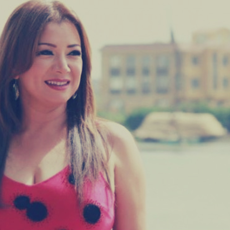 انتصار تتحدث عن ابنتها