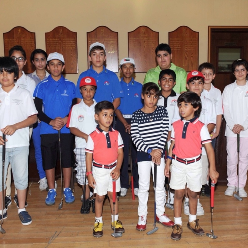  انجال الشيخ ذياب بن سيف آل نهيان.