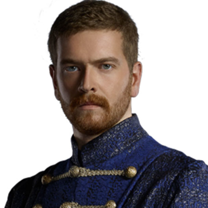 انجين اوزتورك في دور الامير سليم