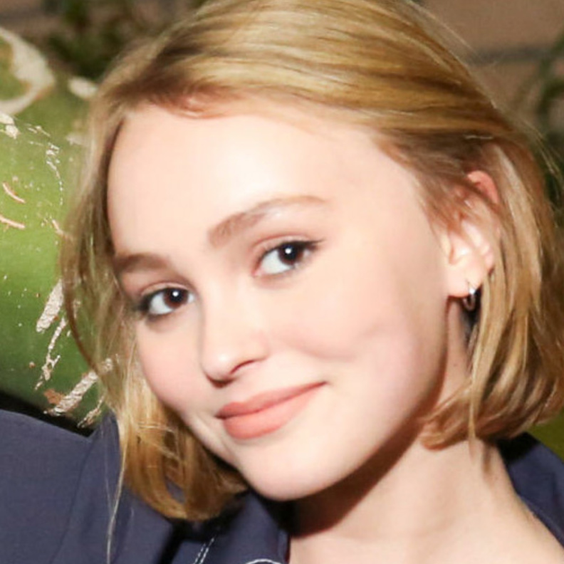  ناتالي تشاهد الاشباح