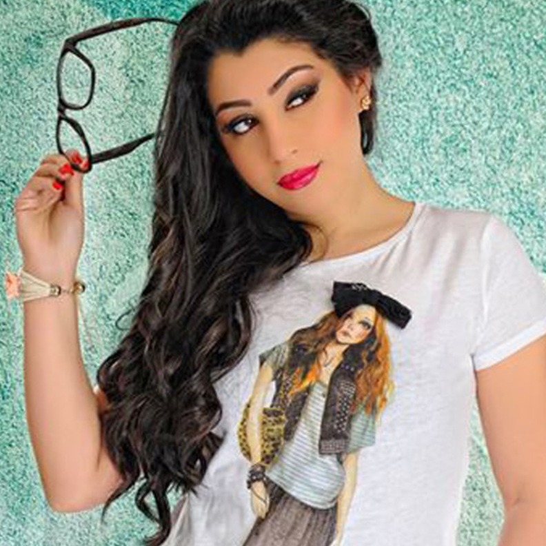 ايتن عامر من آخر جلسة تصوير لها