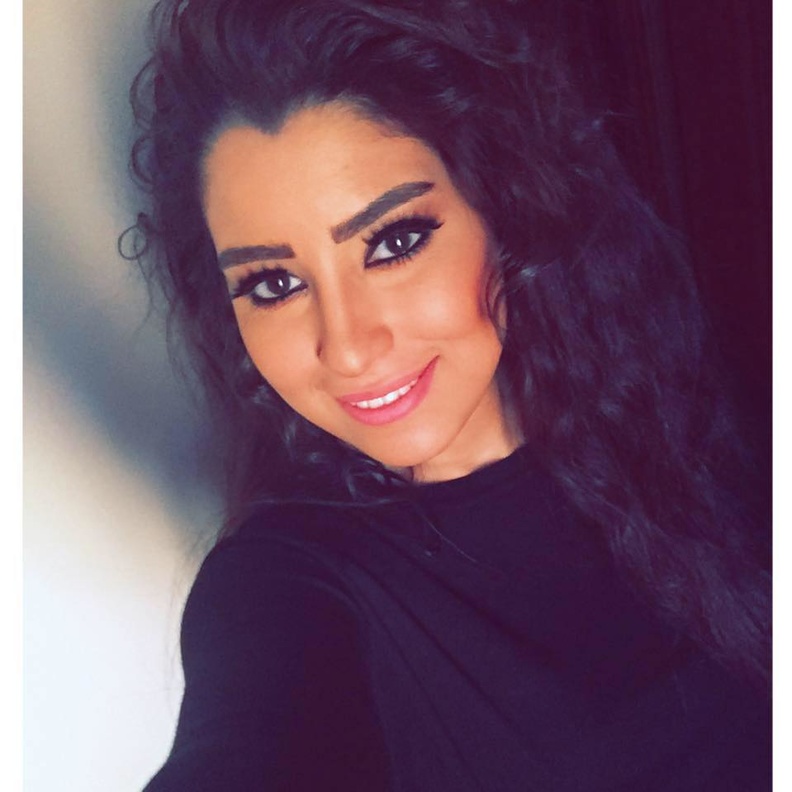 ايتن عامر فشلت في السيطرة على وزنها بعد الولادة