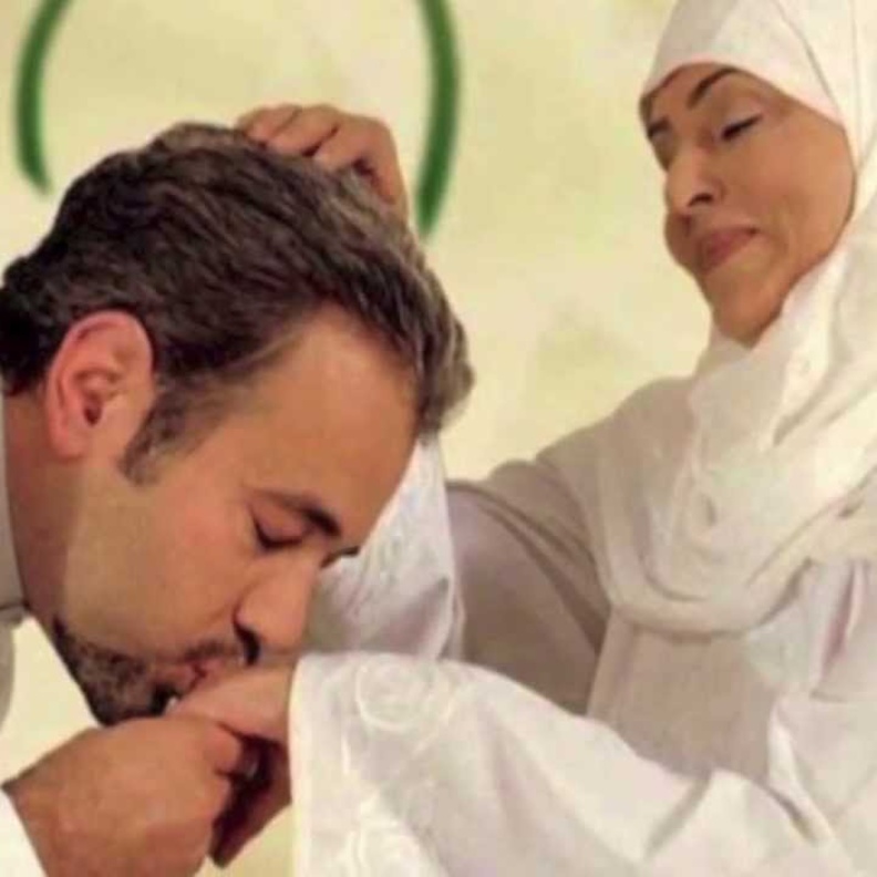 بابسط الامور يمكنك بر والديك