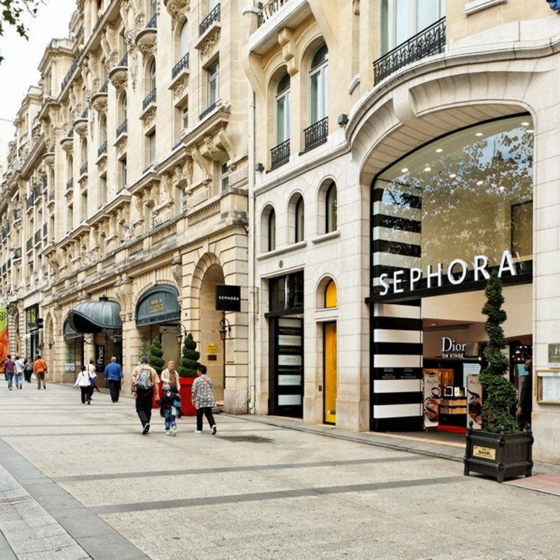 باريس الشانزلزيه