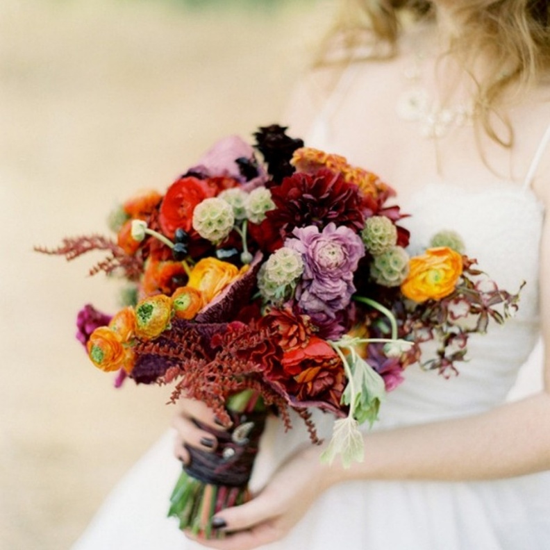 باقة رقيقة للعروس الرومانسية