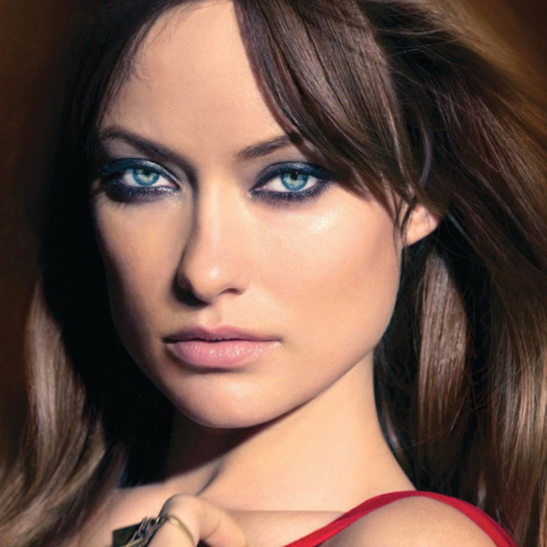 اوليفيا من الناشطات المدافعات عن حقوق الحيوان