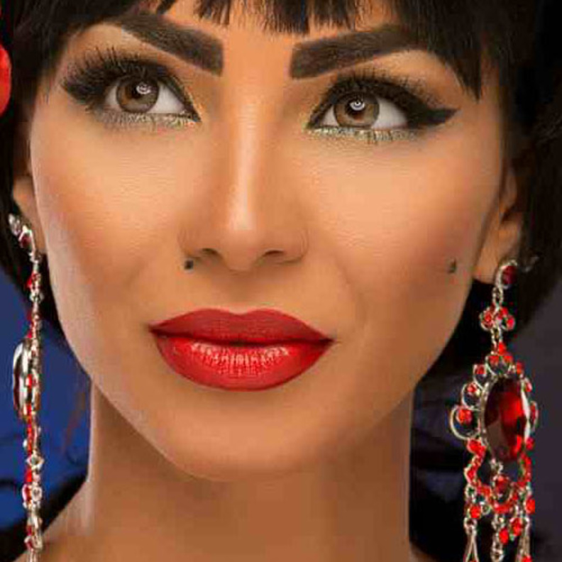  دوللى شاهين ترضخ لضغط تويتر وتعتذر