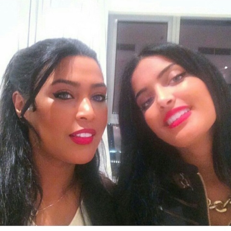 وعد وابنتها حسناء