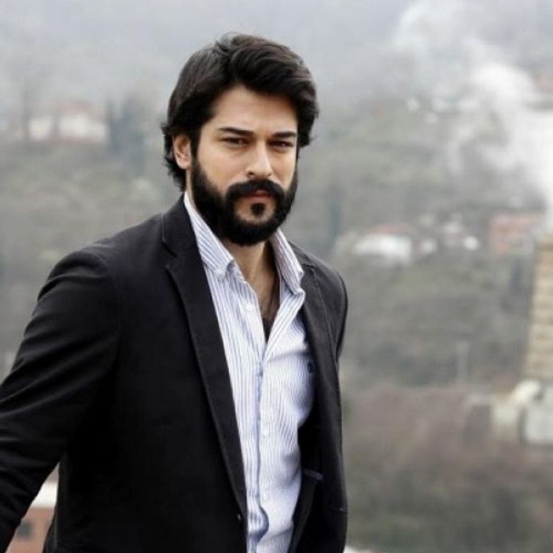 بوراق أوزجفيت