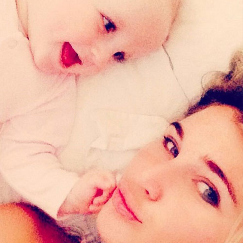 كيلى كلاركسون وابنتها ريفير