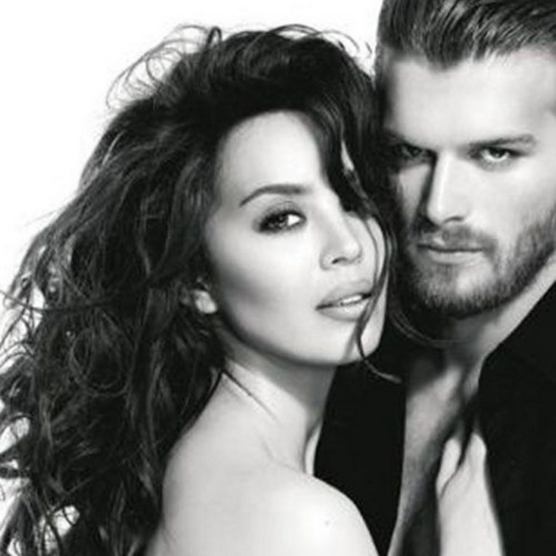 ملكة جمال تركيا السابقة أزرا أكين 