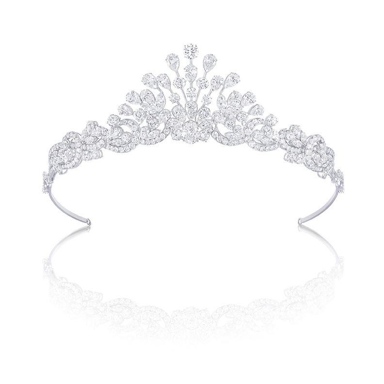 تاج ماس وذهب أبيض من ديفيد موريس