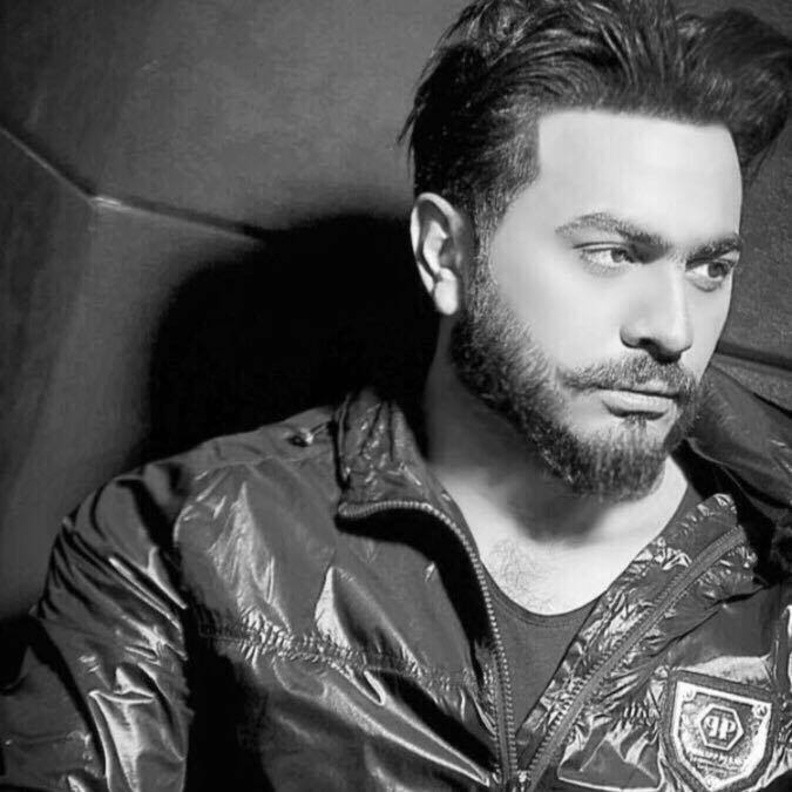 تكريم تامر حسني من مؤسسة خيرية