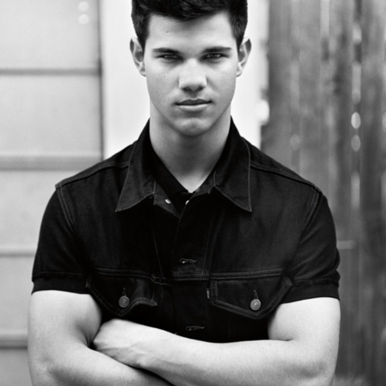 موهبة تايلور لوتنر التمثيلية ليست جيدة للغاية