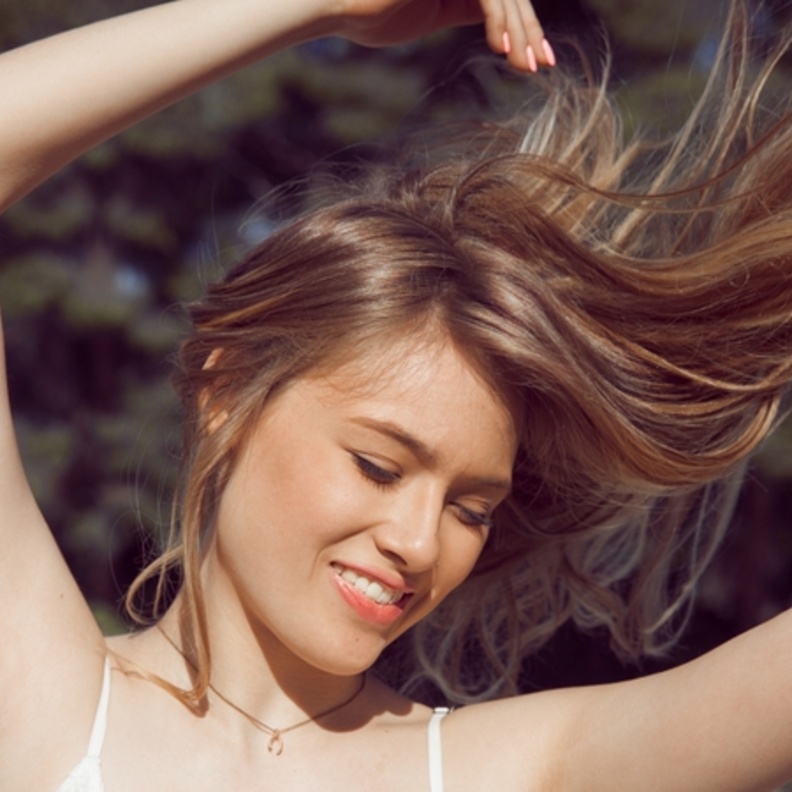 تحصلي على شعر ناعم و طويل إستخدمي السدر إسبوعيا 