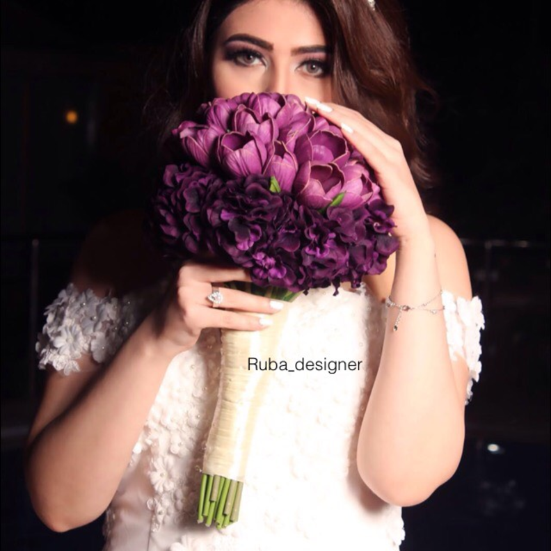 باقة ورد بلون واحد من تصميم ربى