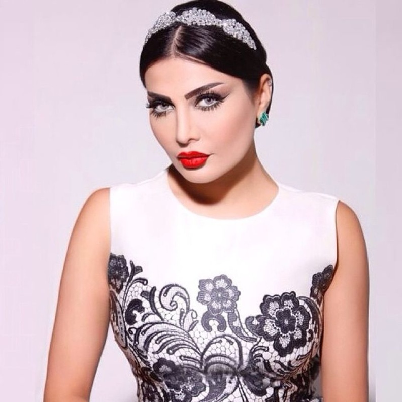 تسريحة شعر امل العوضي