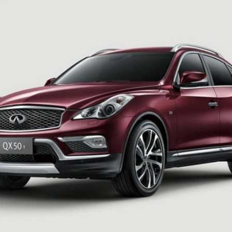 تصميم الهيكل الخارجي لسيارة إنفينيتي