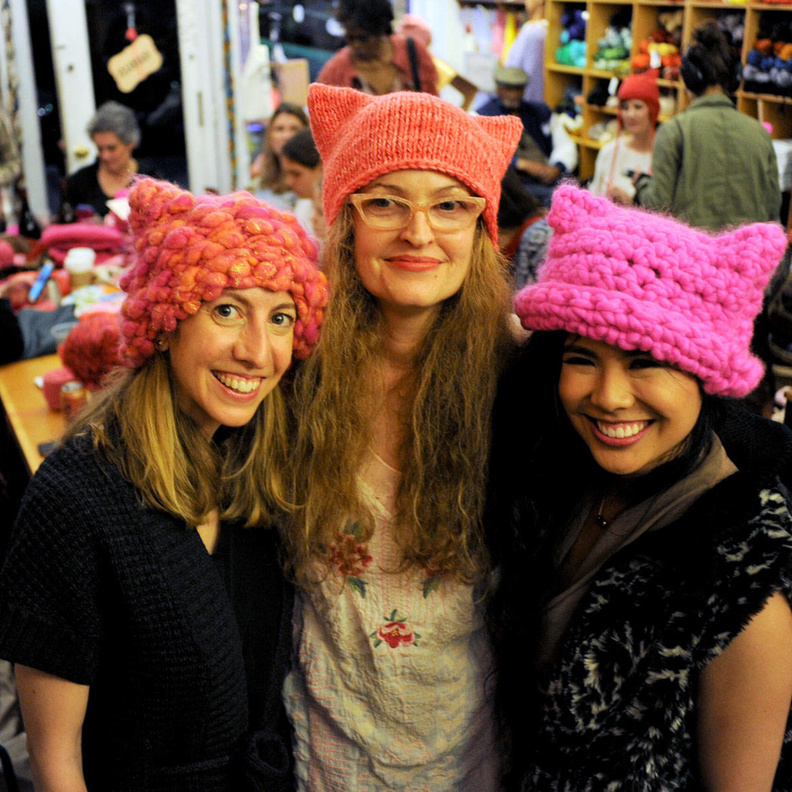 تهدف الحملة إلى تنظيم مسيرة نسائية احتجاجا على تسريبات ترامب الأخيرة حول النساء