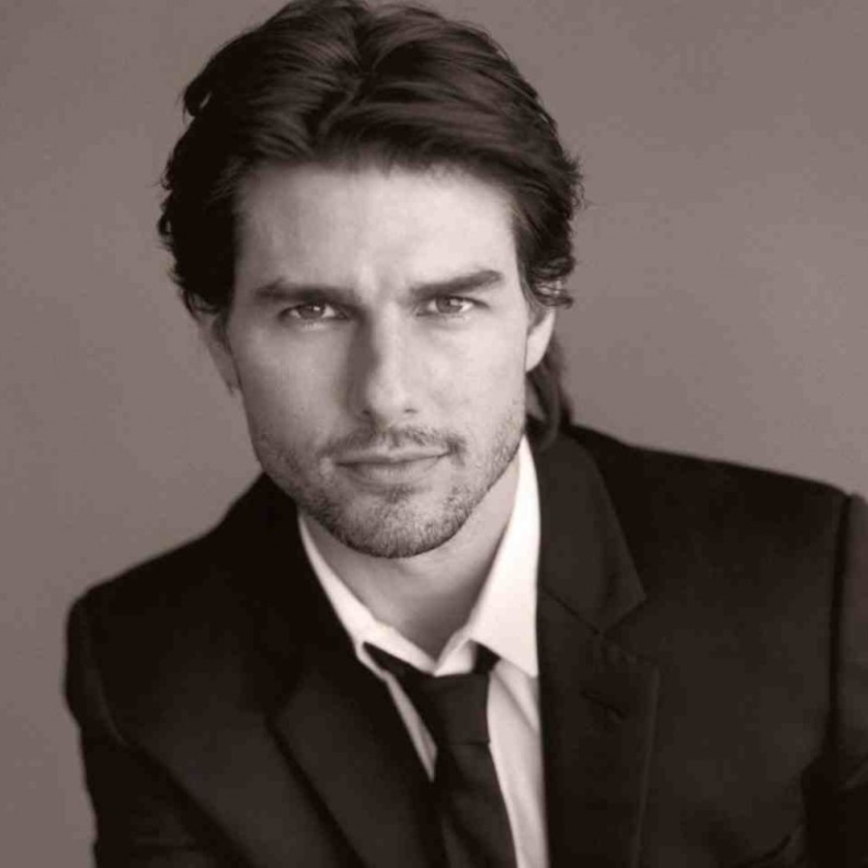  توم كروز يغادر بيفرلي هيلز للأبد