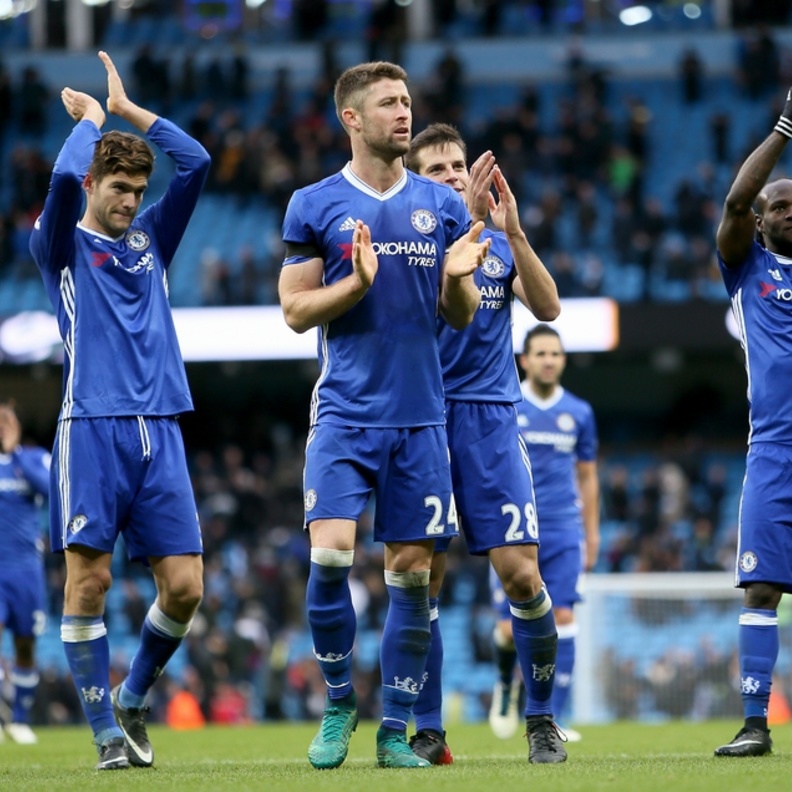 ثلاثية لتشيلسي تعزز صدارته بالدوري الانجليزي