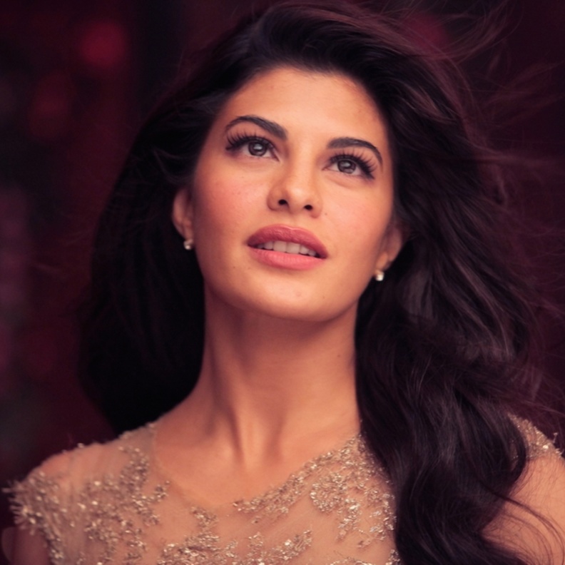 جاكلين فيرنانديز Jacqueline Fernandez  مستعدة لادوارها الجديدة