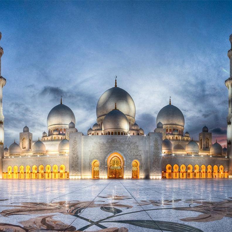 جامع الشيخ زايد.