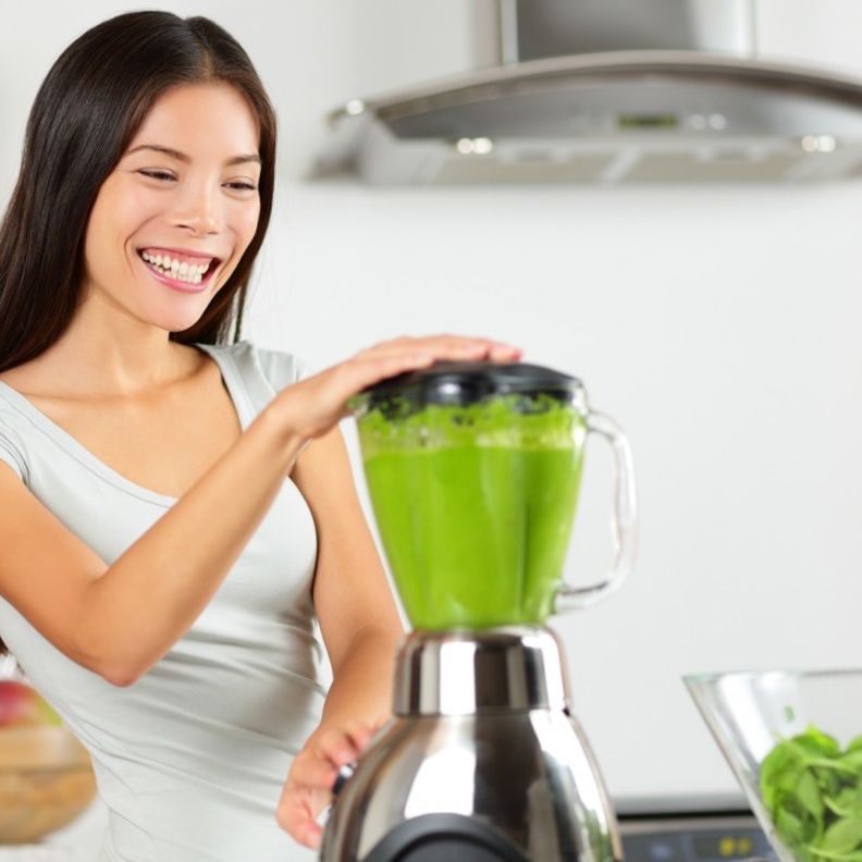 جربي هذه المشروبات سريعة التحضير في المنزل لحرق الدهون