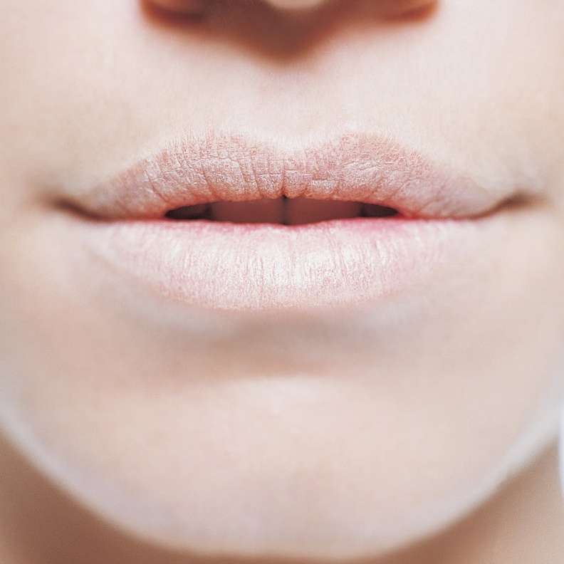 جفاف الفم قد يكون نتيجه خلل هرموني في الجسم