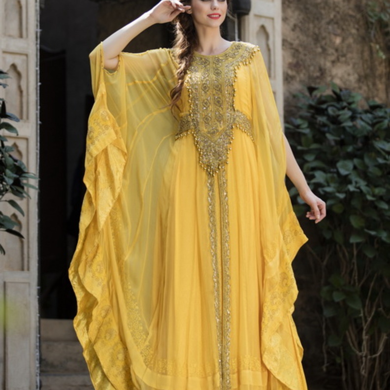 جلابية بلون اصفر