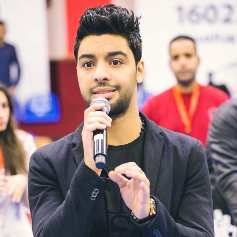 الفنان أحمد جمال