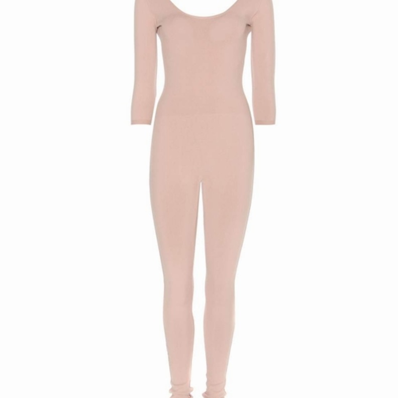 جمبسوت كلاسيكي من فالنتينو VALENTINO