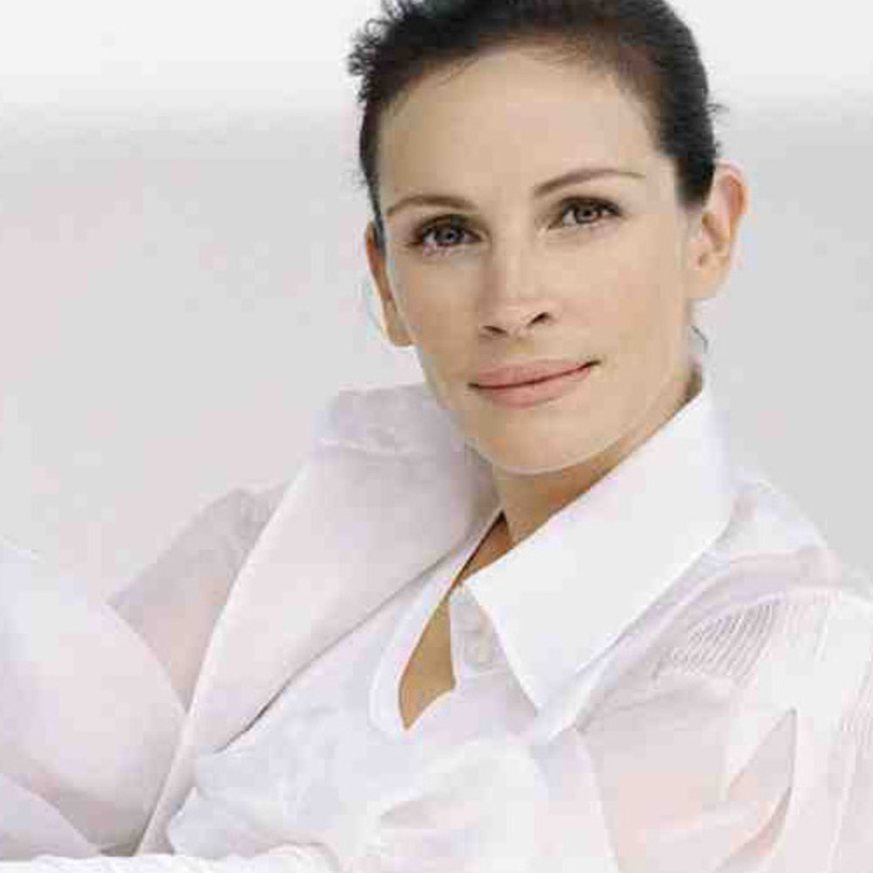 جوليا ليست الوحيدة التى اصطحبت أطفالها