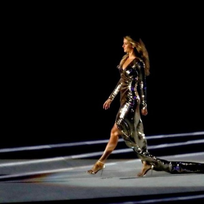 جيزيل في افتتاح الاولمبياد