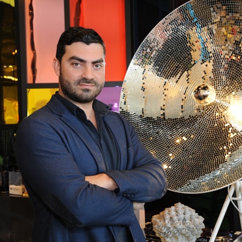 حازم الجسر مؤسس متجر مٌدن.