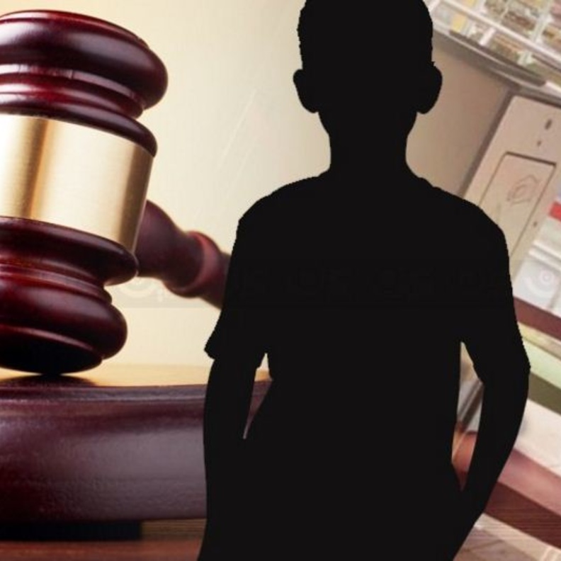 حاوية الكترونية تقتل طفلا 