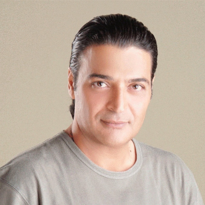 دعا لحملة لم يسبقه فيها حد من الفنانين من قبل