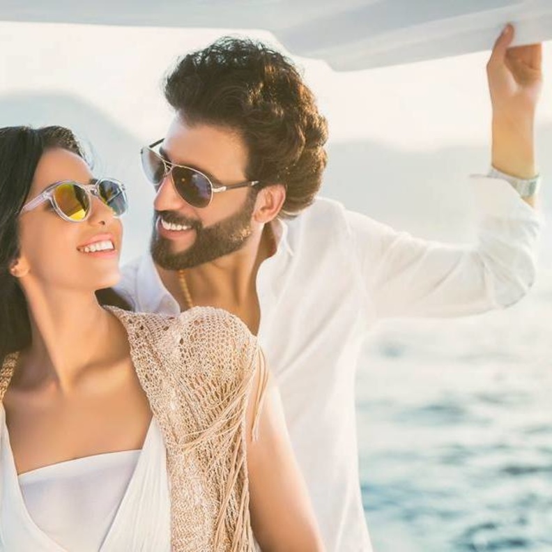 حنان مطاوع وزوجها ..رومانسية فاقت الحدود