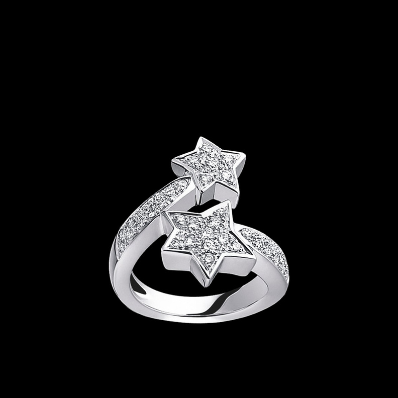 خاتم شانيل بنجمتين