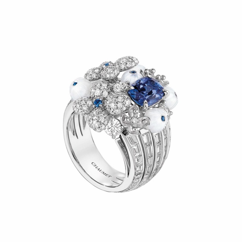 خاتم مرصع بالماس والياقوت من شوميه