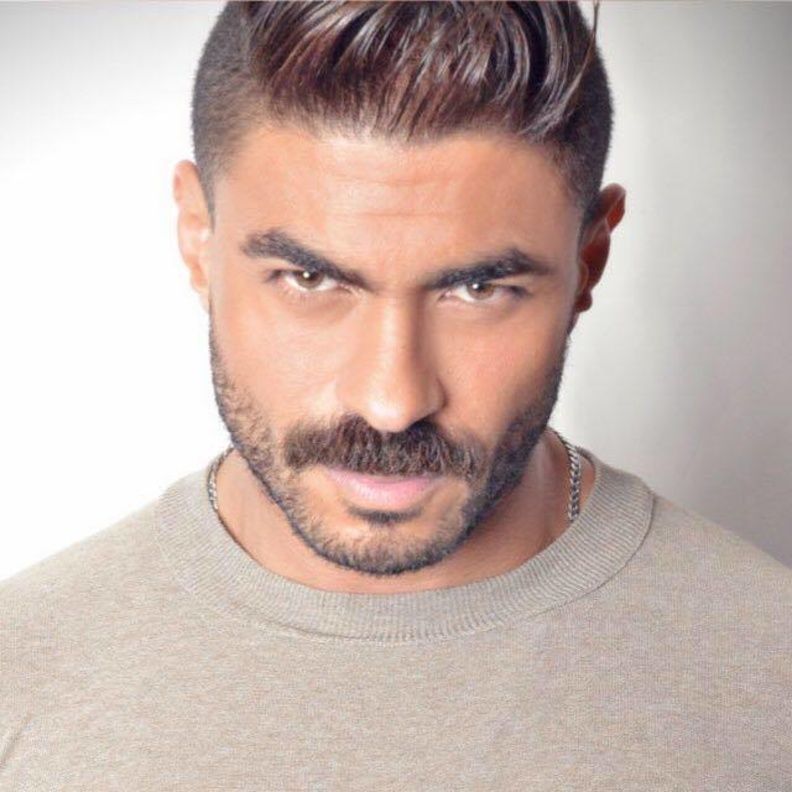 خالد سليم يحتفل بعيد ميلاد ابنته