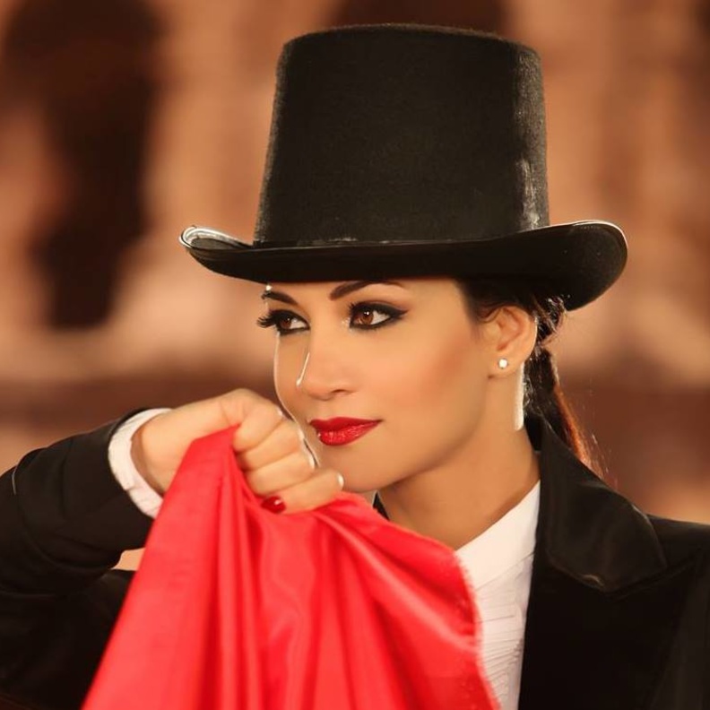 ديانا حداد بأحدث اطلالة لها.