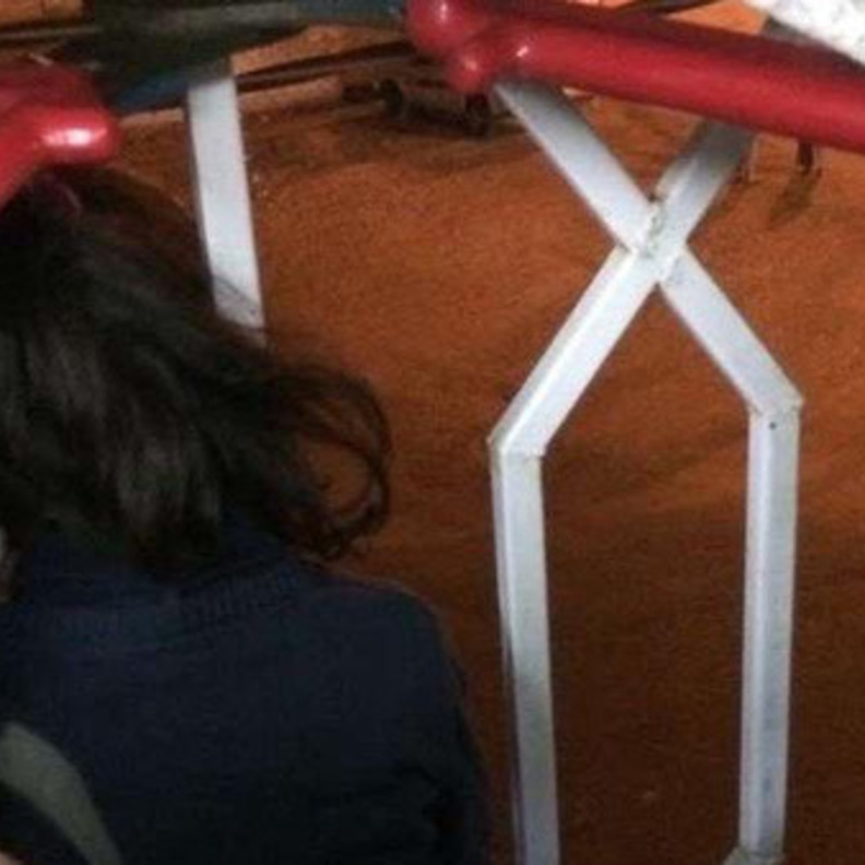 الدفاع المدني السعودي يستنفر من أجل رأس طفلة