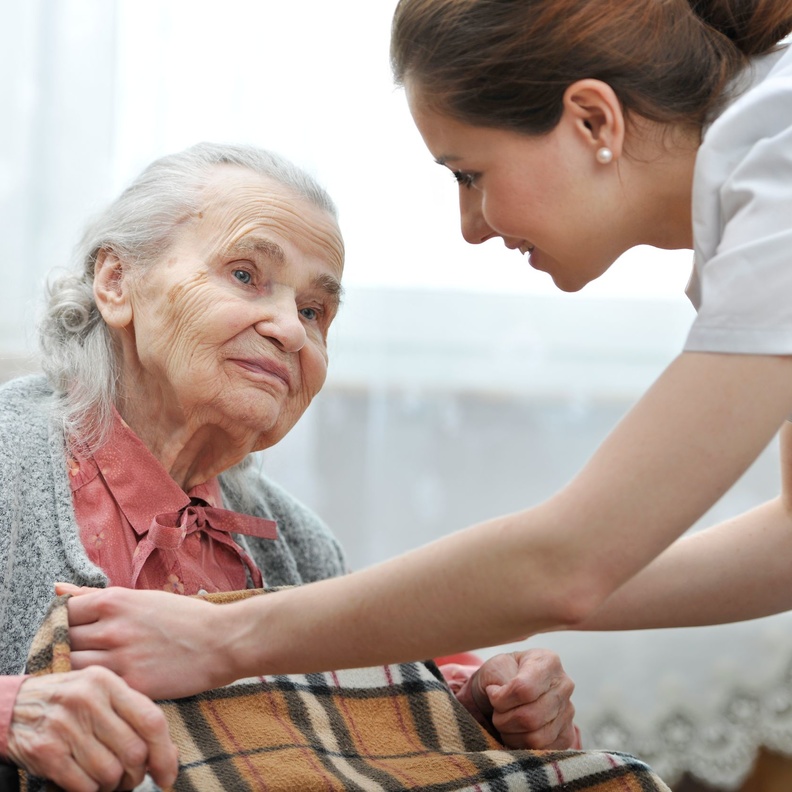 الأعمال التطوعية تزيد من القدرات الدماغية مع تقدم السن