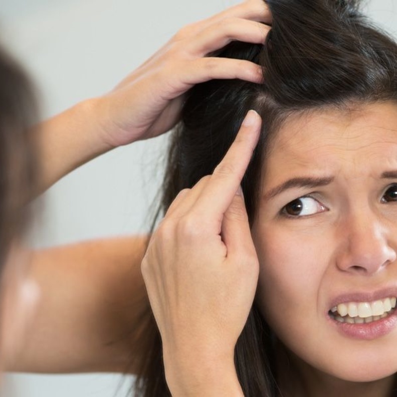 الصدمات النفسية تسبب الشيب المبكر